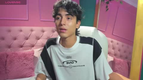 Snapshot of salvatore_monterey chatting on January 2025 01:42:02 AM salvatore online show from January 2025 01:42:02 AM