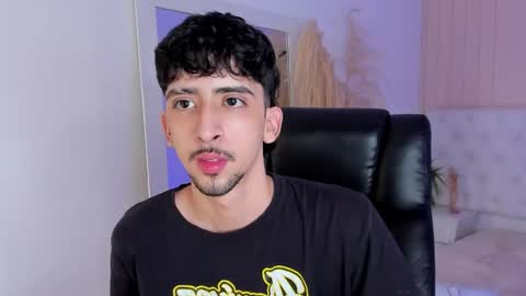 Snapshot of salvatore_monterey chatting on September 2025 08:24:02 PM salvatore online show from September 2025 08:24:02 PM