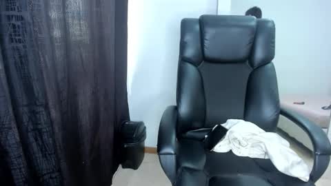 Snapshot of salvatore_monterey chatting on February 2026 03:27:02 PM salvatore online show from February 2026 03:27:02 PM