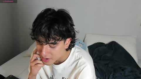 Snapshot of salvatore_montt chatting on February 2025 03:07:02 AM salvatore_montt online show from February 2025 03:07:02 AM