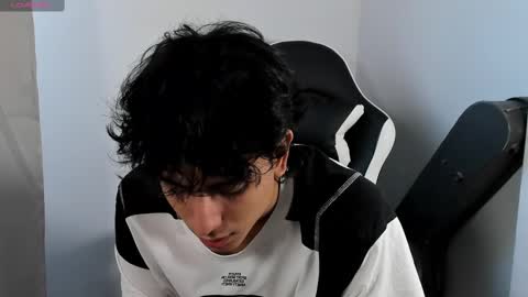 Snapshot of salvatore_montt chatting on February 2025 09:48:01 PM salvatore_montt online show from February 2025 09:48:01 PM