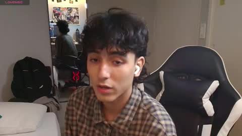 Snapshot of salvatore_montt chatting on March 2025 04:32:01 AM salvatore_montt online show from March 2025 04:32:01 AM