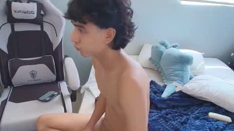 Snapshot of salvatore_montt chatting on October 2025 07:03:02 PM salvatore_montt online show from October 2025 07:03:02 PM