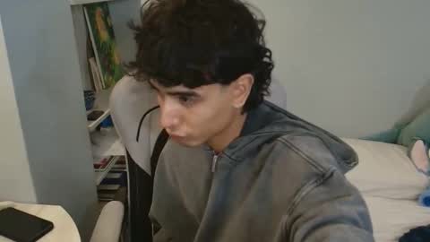 Snapshot of salvatore_montt chatting on October 2025 07:00:02 AM salvatore_montt online show from October 2025 07:00:02 AM