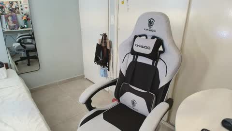 Snapshot of salvatore_montt chatting on November 2025 06:44:02 PM salvatore_montt online show from November 2025 06:44:02 PM