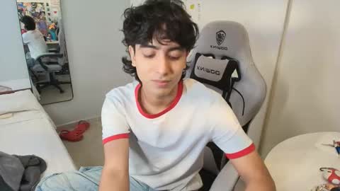 Snapshot of salvatore_montt chatting on December 2025 07:09:01 PM salvatore_montt online show from December 2025 07:09:01 PM