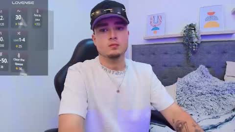 Snapshot of salvatore_muller chatting on September 2025 10:10:01 PM Salvatore online show from September 2025 10:10:01 PM