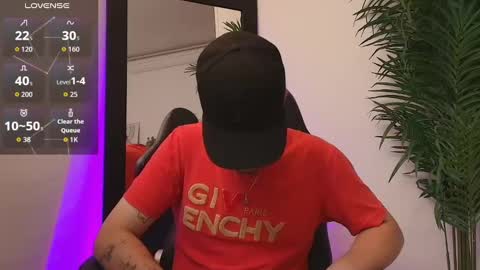 Snapshot of salvatore_muller chatting on September 2025 11:43:01 PM Salvatore online show from September 2025 11:43:01 PM