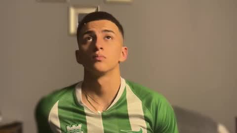 Salvatore online show from November 2025 05:13:02 AM