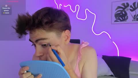 Sam Clark online show from November 2025 04:26:02 AM