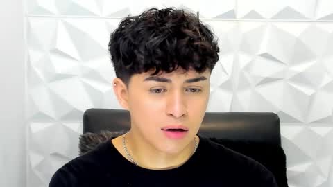 Sam online show from November 2025 01:54:02 PM