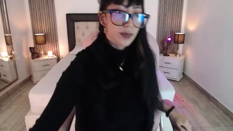 SAM MANSON online show from February 2025 12:17:02 PM