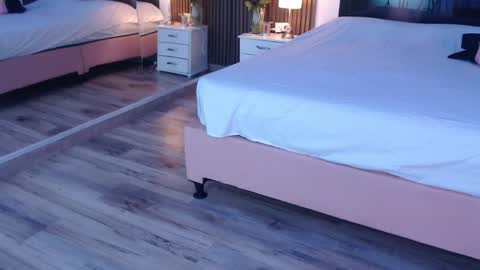 SAM MANSON online show from November 2025 12:27:02 PM