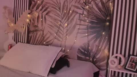 Snapshot of samaantha_white_ chatting on November 2025 11:55:02 AM Samaantha online show from November 2025 11:55:02 AM