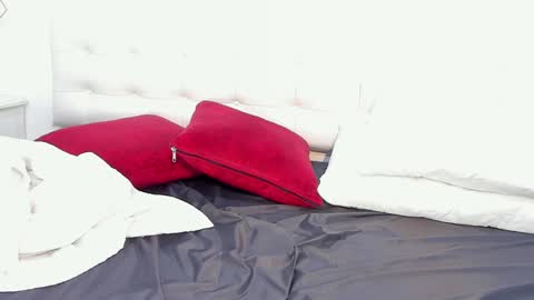 Snapshot of samanta_joness chatting on December 2024 05:15:02 AM Sofia online show from December 2024 05:15:02 AM