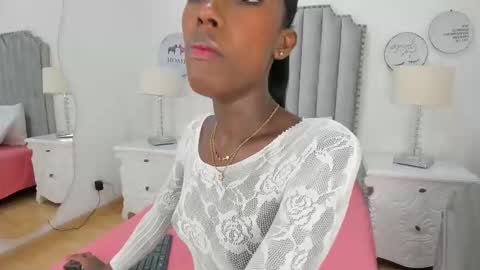 Samanta online show from November 2025 07:57:02 PM