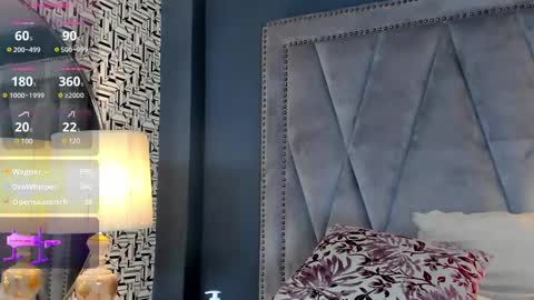 Snapshot of samantamaturehot chatting on March 2025 10:42:01 PM Samanta... online show from March 2025 10:42:01 PM