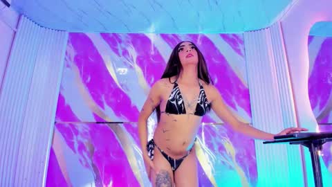 Snapshot of samantha_hot28 chatting on February 2026 11:21:02 PM samantha_hot28 online show from February 2026 11:21:02 PM