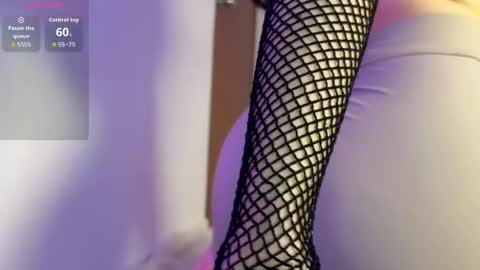 Samantha Ros online show from May 2026 12:10:01 PM