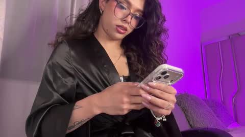 Samantha Bernardo online show from April 2026 04:02:02 AM