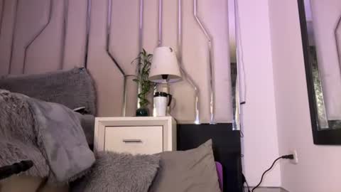 Snapshot of samanthabernardo_ chatting on June 2026 05:42:02 AM Samantha Bernardo online show from June 2026 05:42:02 AM