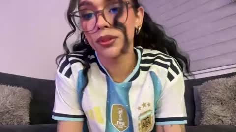 Snapshot of samanthabernardo_ chatting on June 2026 04:15:01 AM Samantha Bernardo online show from June 2026 04:15:01 AM