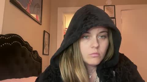 Snapshot of samanthafever chatting on October 2025 08:04:02 AM samanthafever online show from October 2025 08:04:02 AM