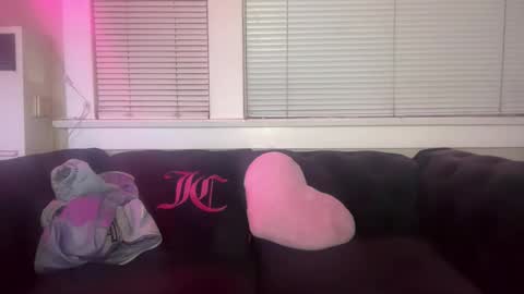 samanthafever online show from March 2026 06:52:02 AM