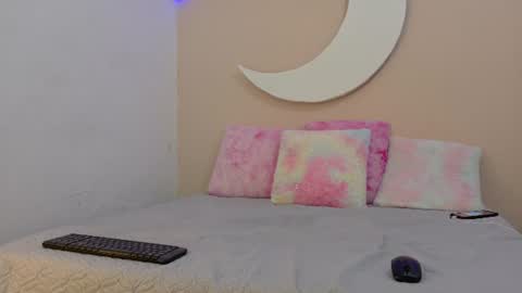 samanthalaurent online show from June 2026 06:54:01 PM