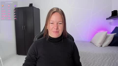 Samantha samy online show from October 2025 04:24:02 PM