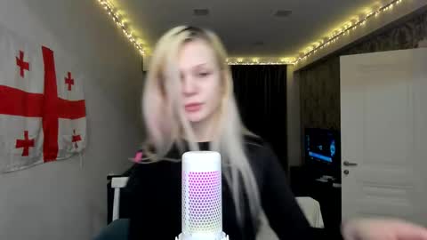 Snapshot of samanthamiasnik1 chatting on January 2025 09:41:01 PM Samantha online show from January 2025 09:41:01 PM