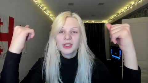 Snapshot of samanthamiasnik1 chatting on February 2025 08:33:02 PM Samantha online show from February 2025 08:33:02 PM