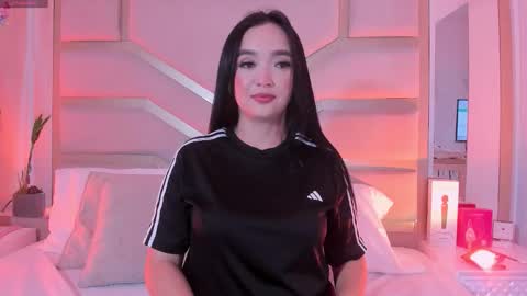  SAMANTHA online show from March 2026 09:51:01 PM