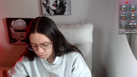 Samantha online show from November 2025 04:08:02 PM