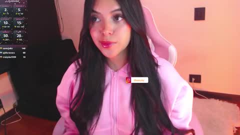 Snapshot of samara_lam chatting on December 2024 05:18:01 AM Sammy  online show from December 2024 05:18:01 AM