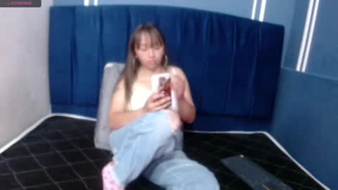 Snapshot of samara_purple chatting on January 2025 12:47:02 PM Dafne  online show from January 2025 12:47:02 PM