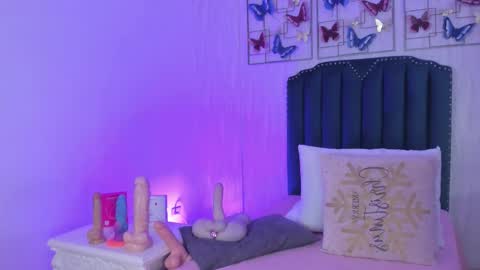 Samara Warren online show from January 2026 11:56:01 AM