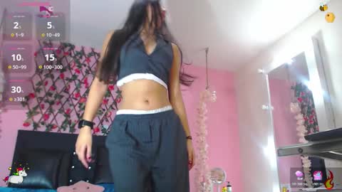 Sammy online show from November 2025 07:25:02 PM