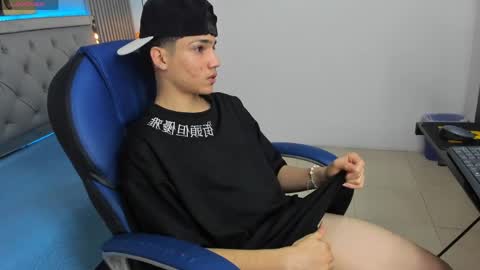 Sam online show from April 2026 01:05:02 PM