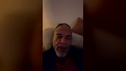 Sam online show from January 2026 10:04:01 PM