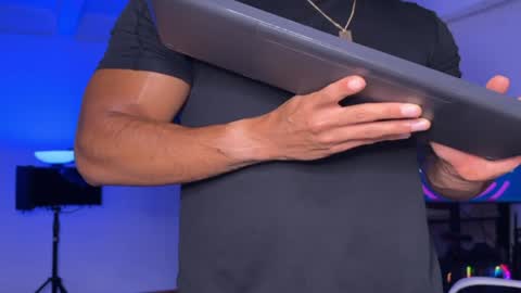 Sam Dornan online show from December 2024 02:06:02 AM