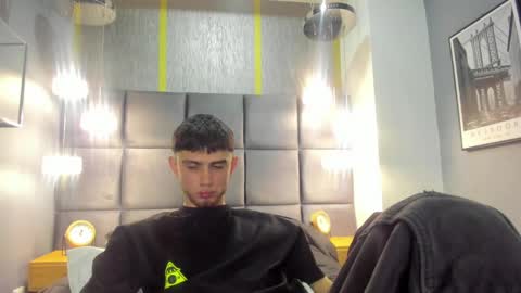 Snapshot of samevans_ chatting on December 2024 06:06:02 PM Sam online show from December 2024 06:06:02 PM