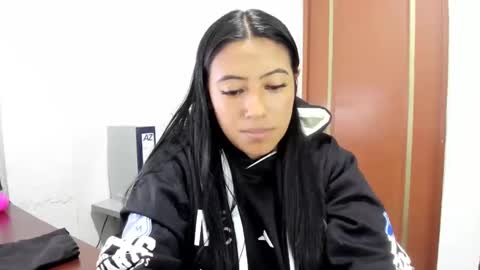 Snapshot of sami_cutte chatting on December 2024 04:14:02 PM sami_cutte online show from December 2024 04:14:02 PM