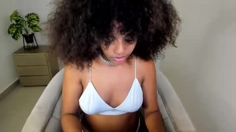 Snapshot of samie_mury chatting on November 2025 04:22:01 AM Samie Mury online show from November 2025 04:22:01 AM