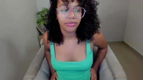 Snapshot of samie_mury chatting on December 2025 03:22:02 AM Samie Mury online show from December 2025 03:22:02 AM