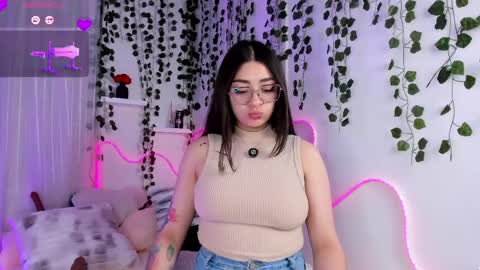 Samii Evans online show from May 2026 05:02:02 AM