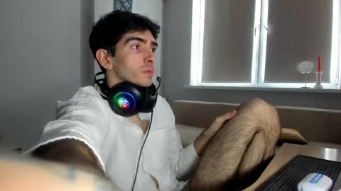 Snapshot of samiliken chatting on January 2026 10:43:01 AM Sam online show from January 2026 10:43:01 AM