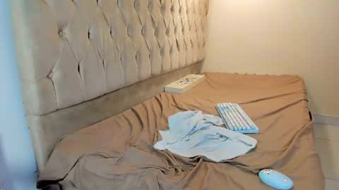 samir_19x online show from June 2026 12:22:01 PM