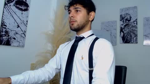 Snapshot of samir_bear chatting on January 2025 12:58:02 PM Samir online show from January 2025 12:58:02 PM