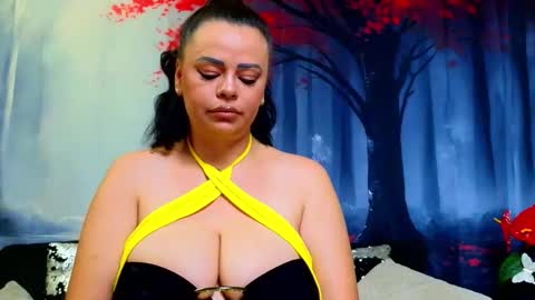 Snapshot of samiraevans chatting on December 2025 12:18:01 AM online show from December 2025 12:18:01 AM